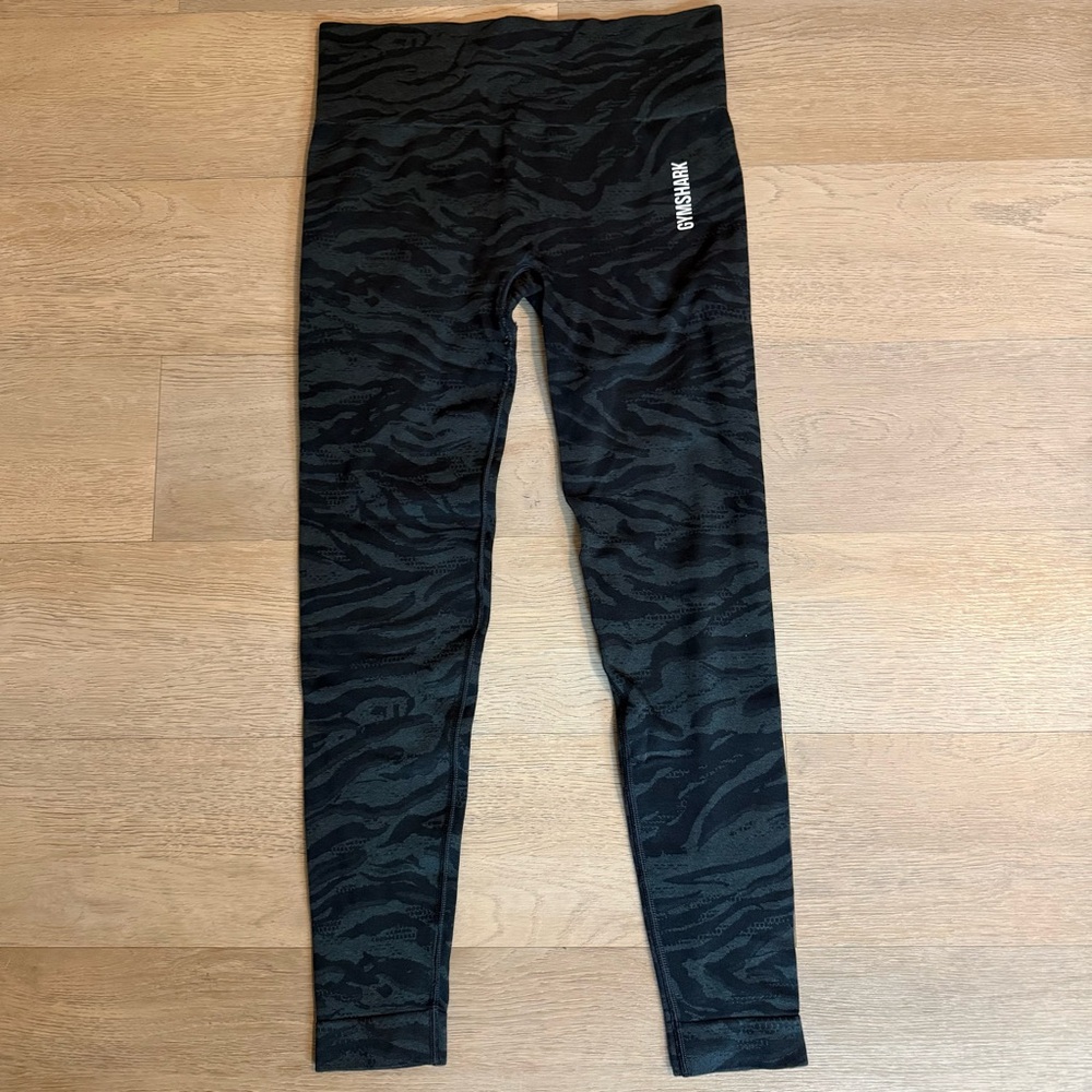 Gymshark Black Patterned Leggings - S